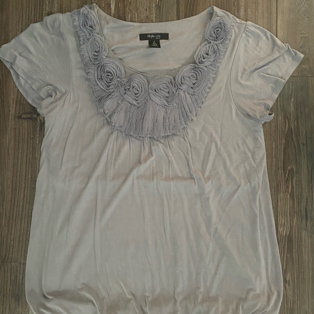 Unique floral gauze appliqué short sleeved top - evening daytime - pleated front